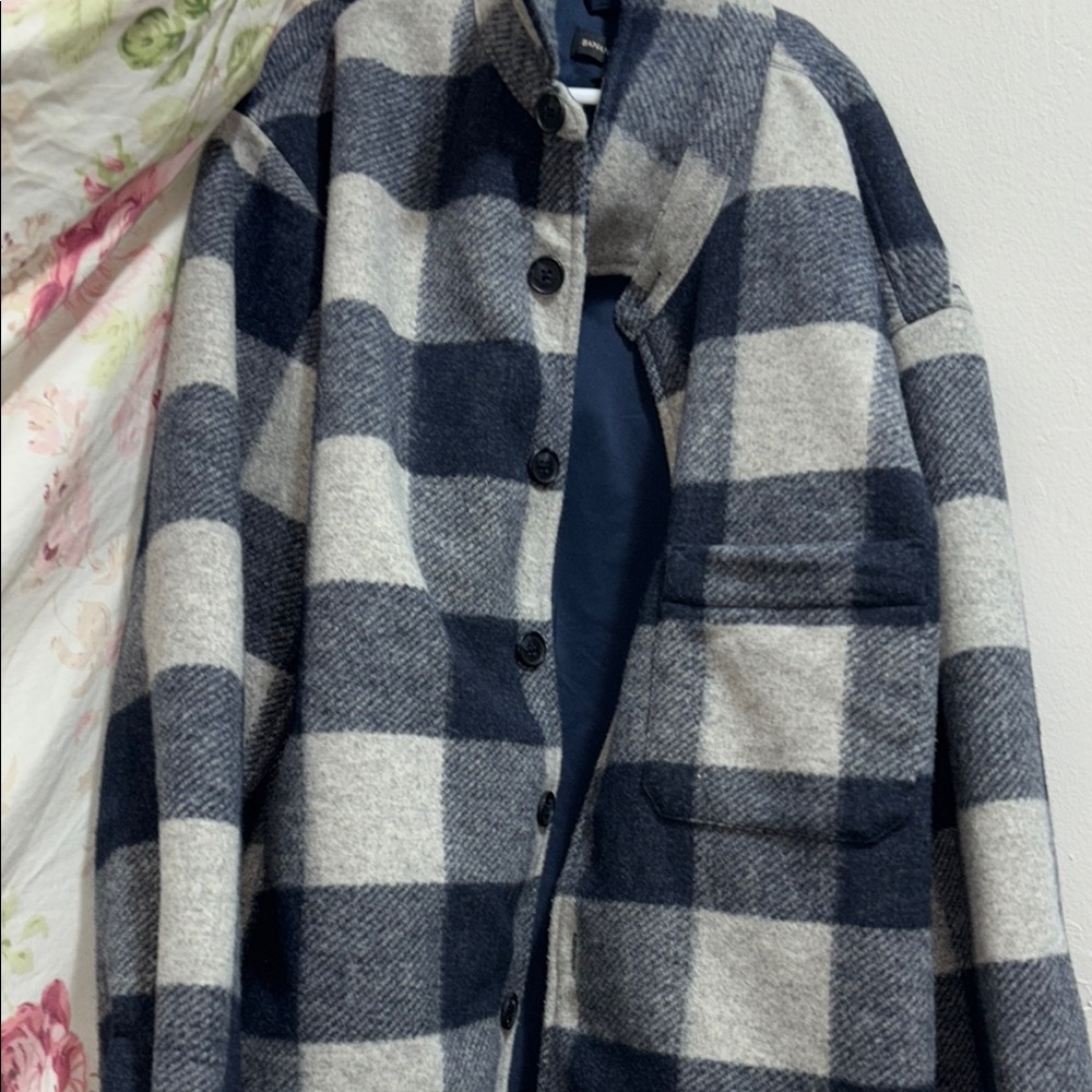 Banana Republic Plaid Button-Up Jacket